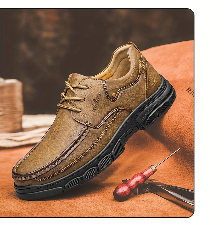 CLOHOO Brand Handmade Shoes with Thick Rubber Soles, Suitable for Business And Casual Wear for Men. Comfortable, Breathable, Lace-Up, Durable, Soft-Soled Casual Shoes for Men.