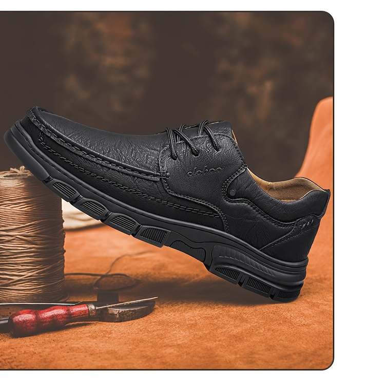 CLOHOO Brand Handmade Shoes with Thick Rubber Soles, Suitable for Business And Casual Wear for Men. Comfortable, Breathable, Lace-Up, Durable, Soft-Soled Casual Shoes for Men.