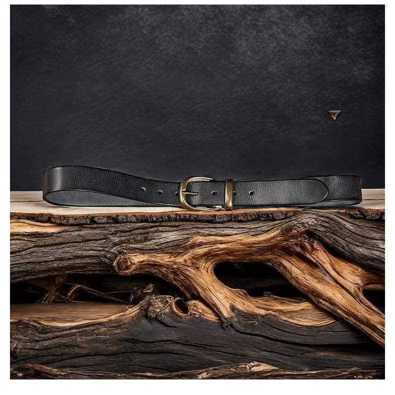 Leather Belt for Men and Women, Pure Cowhide, Retro and Versatile, Denim Belt with Top Layer Cowhide, Old Copper Buckle, Trendy and Cool, Valentine's Day