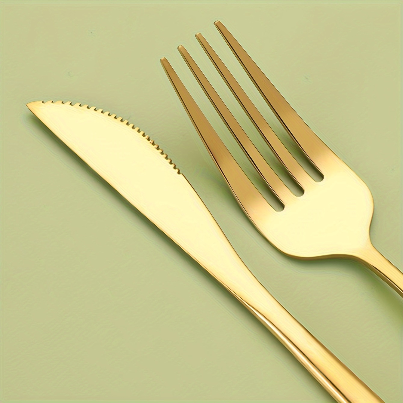 Elegant 30pcs Golden Stainless Steel Cutlery Set - Includes Knives, Forks, Spoons & Dessert Spoons - Dishwasher Safe for Home, Kitchen, Restaurants, Hotels, Parties, Thanksgiving, Easter, Christmas & Weddings, High-grade, Utensil Set